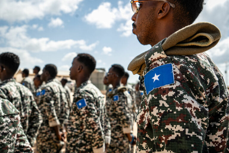 Al-Shabaab: O Terror Sombrio que Assombra o Leste da África